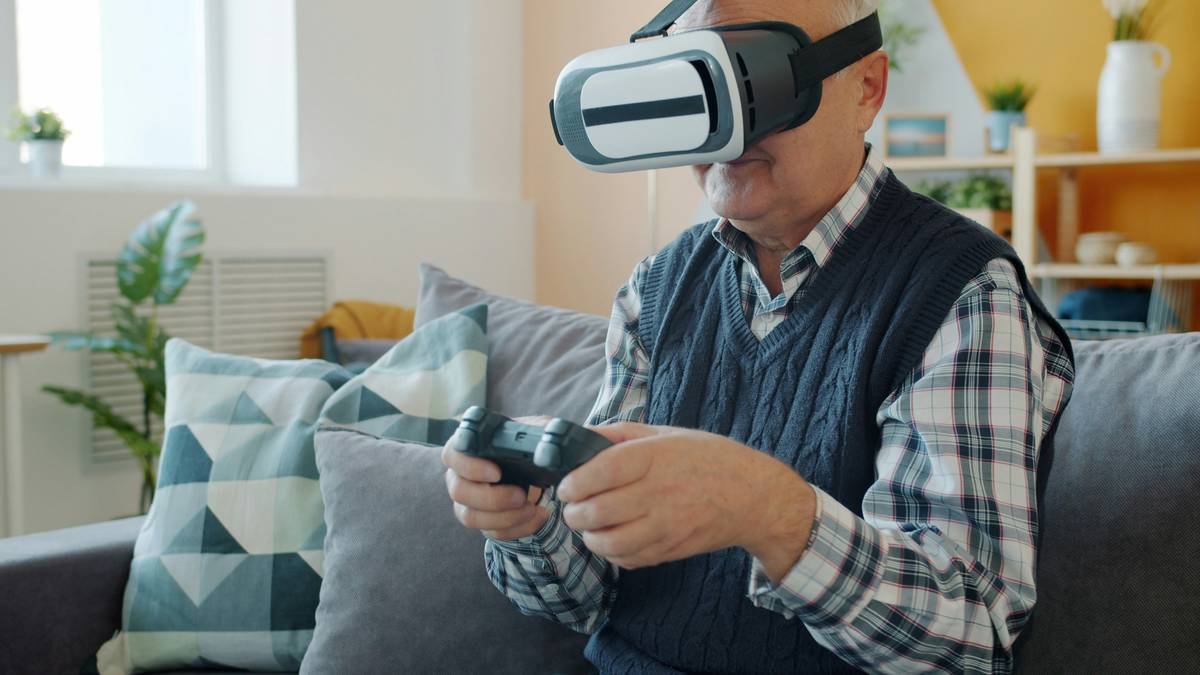 An infographic showing the rise of stylish smartwatches.