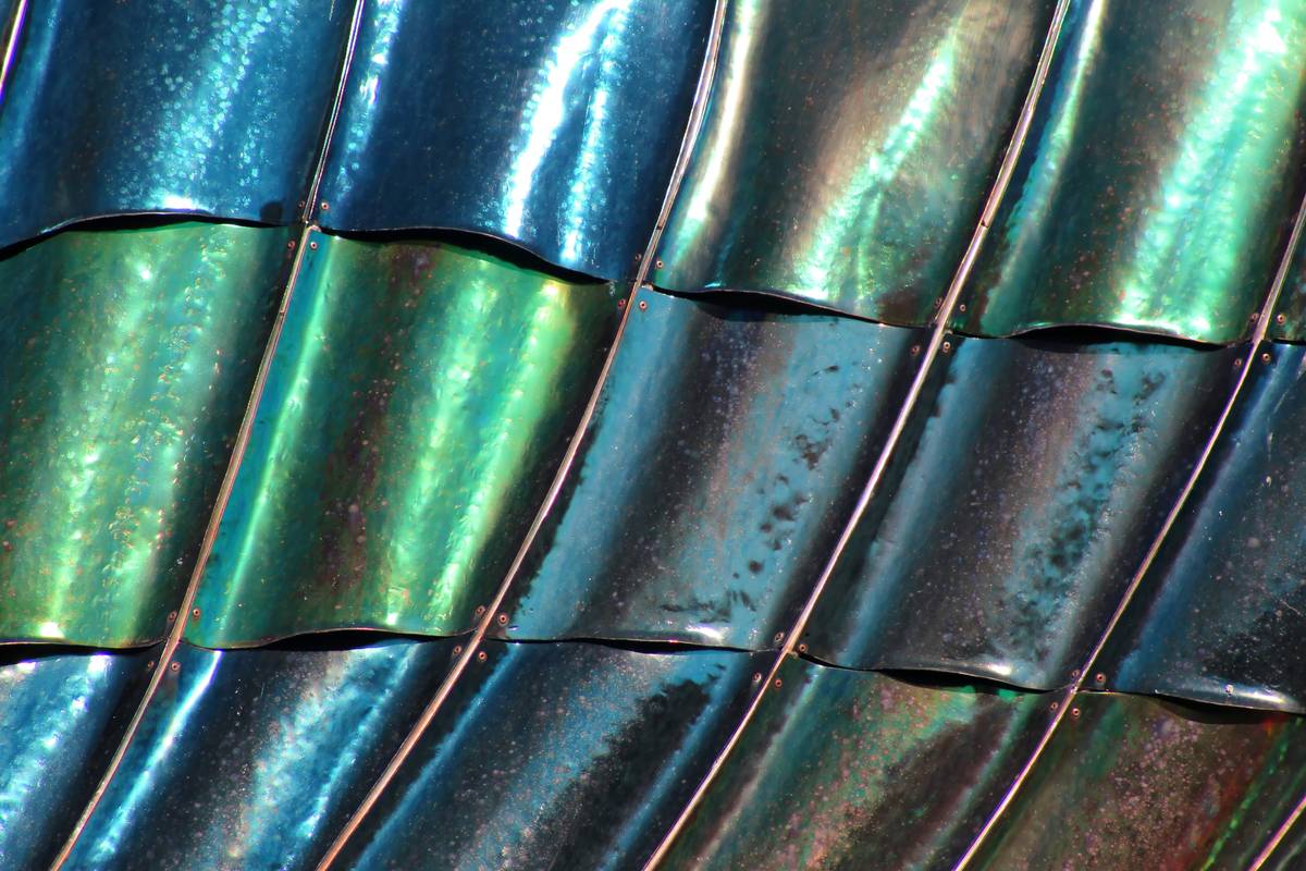 Why Vibrant Metallic Finish Watches Are the Tech-Fashion Hybrid You Didn't Know You Needed