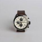 Trendy Watches for Women: Where Fashion Meets Function in 2024